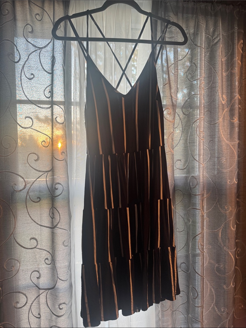 VENUS Black Strappy V-Neck Tiered Midi Dress